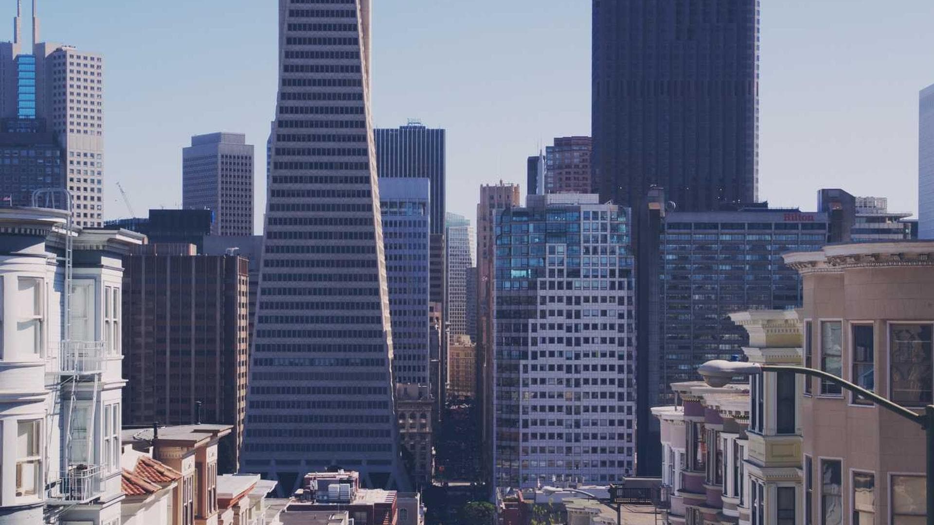 Ảnh bìa liên hệ